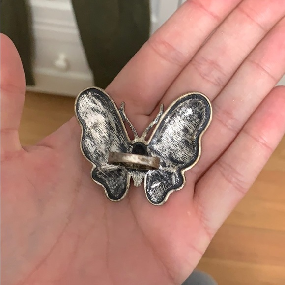 Butterfly Ring! - Picture 3 of 3